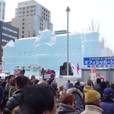 #さっぽろ雪まつり 巨大氷像ですな。ここら辺はテレビでよく見るやつですな。 #札幌